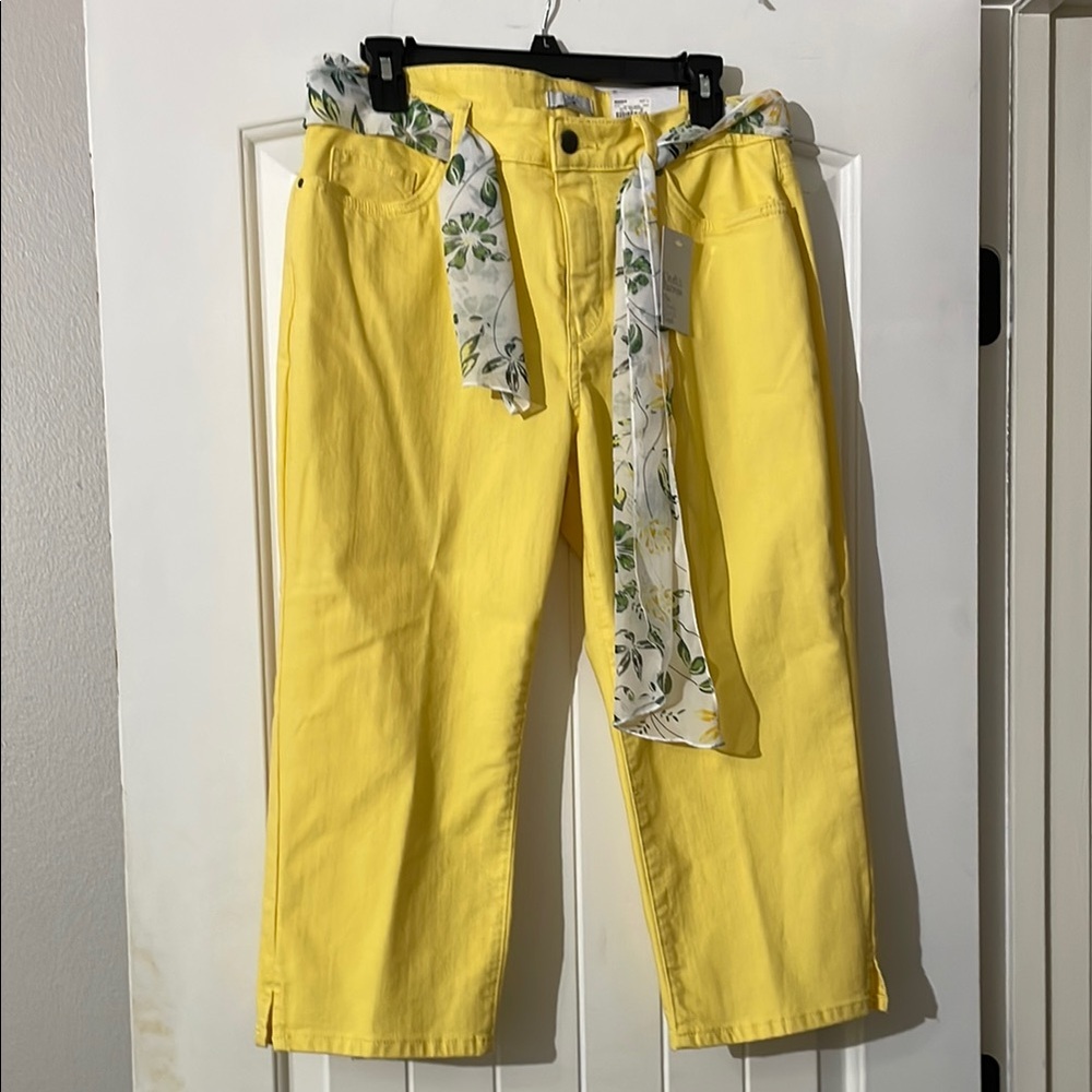 Croft & Barrow Yellow Capri Pants